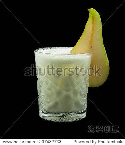 Peras 43 is a cocktail that contains pear liqueu