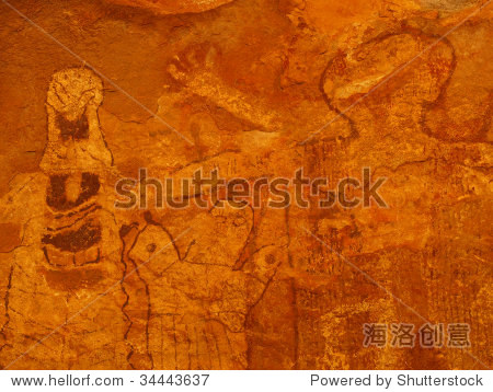 近距离的象形文字洞穴墙壁上画史前印第安人(