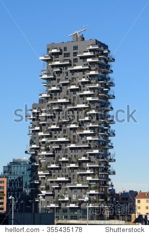 355435178.jpg
