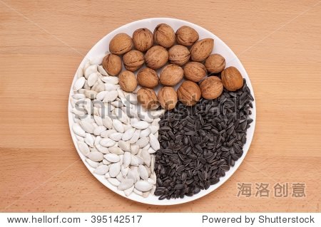 盘核桃视频搞笑 395142517.jpg