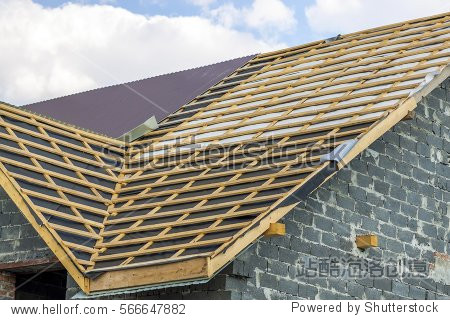 wooden roof frame house construction