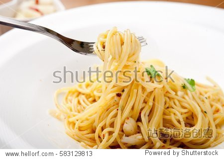 aglio olio oil garlic pasta
