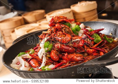spicy chinese crayfish dish