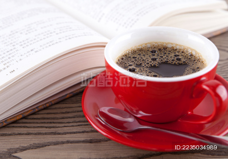 读书 喝咖啡