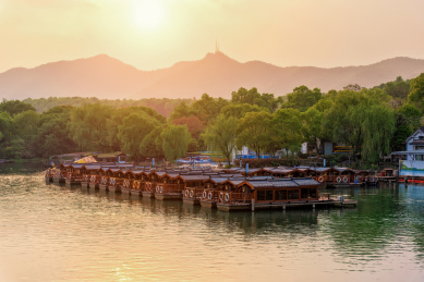 中国浙江杭州西湖茅家埠景区游船码头