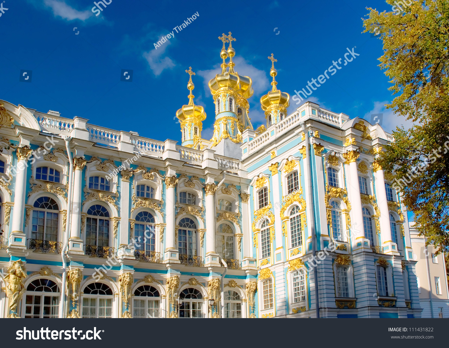Palace in Tsarskoe selo in early autumn