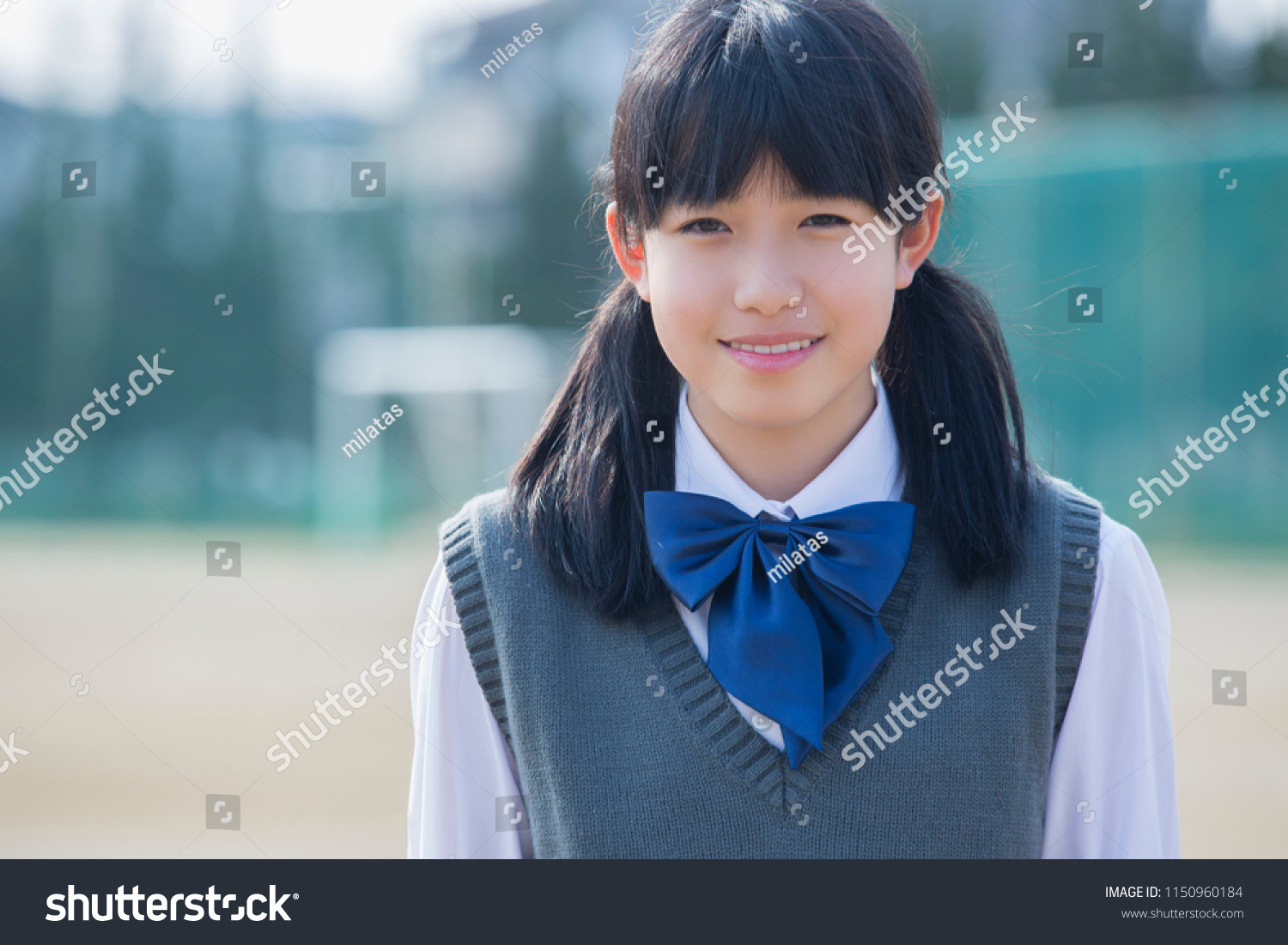 Japanese schoolgirls to stand still