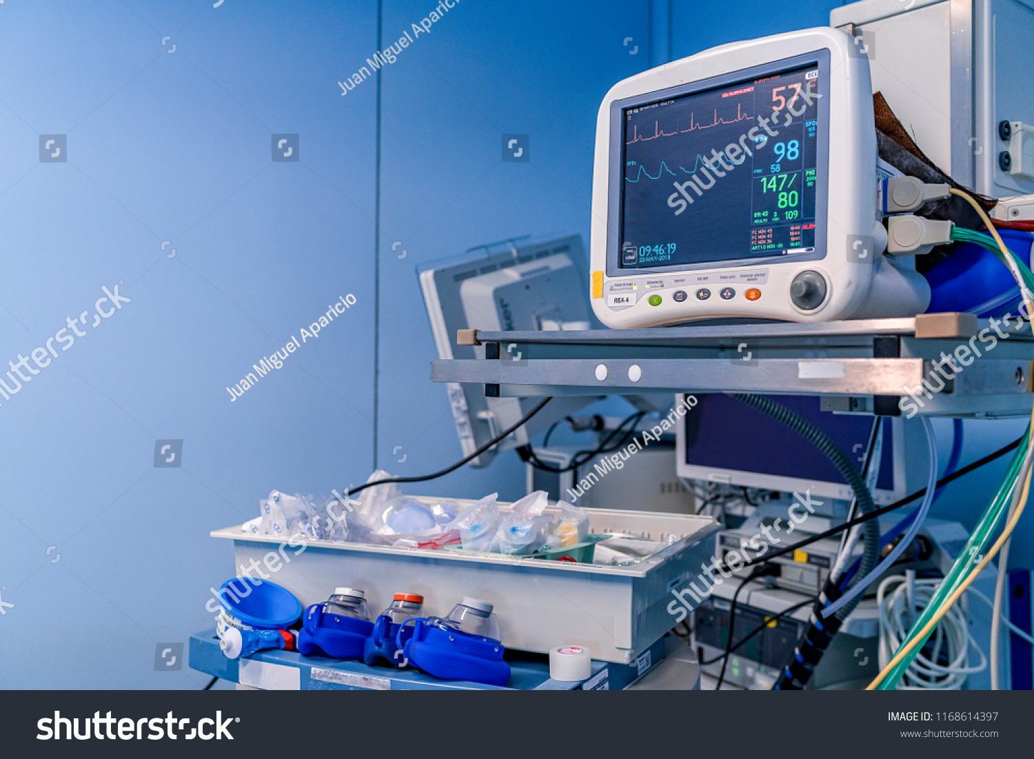 Monitor and medical machine operating room equipment with a monitor
