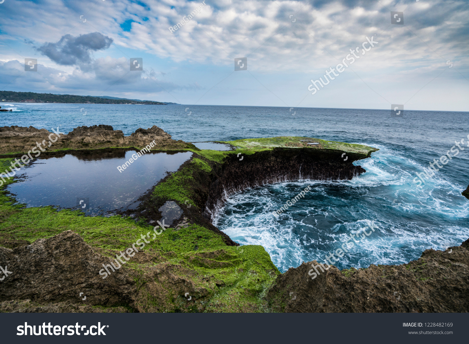 Nusa Lembongan cliffs in Bali