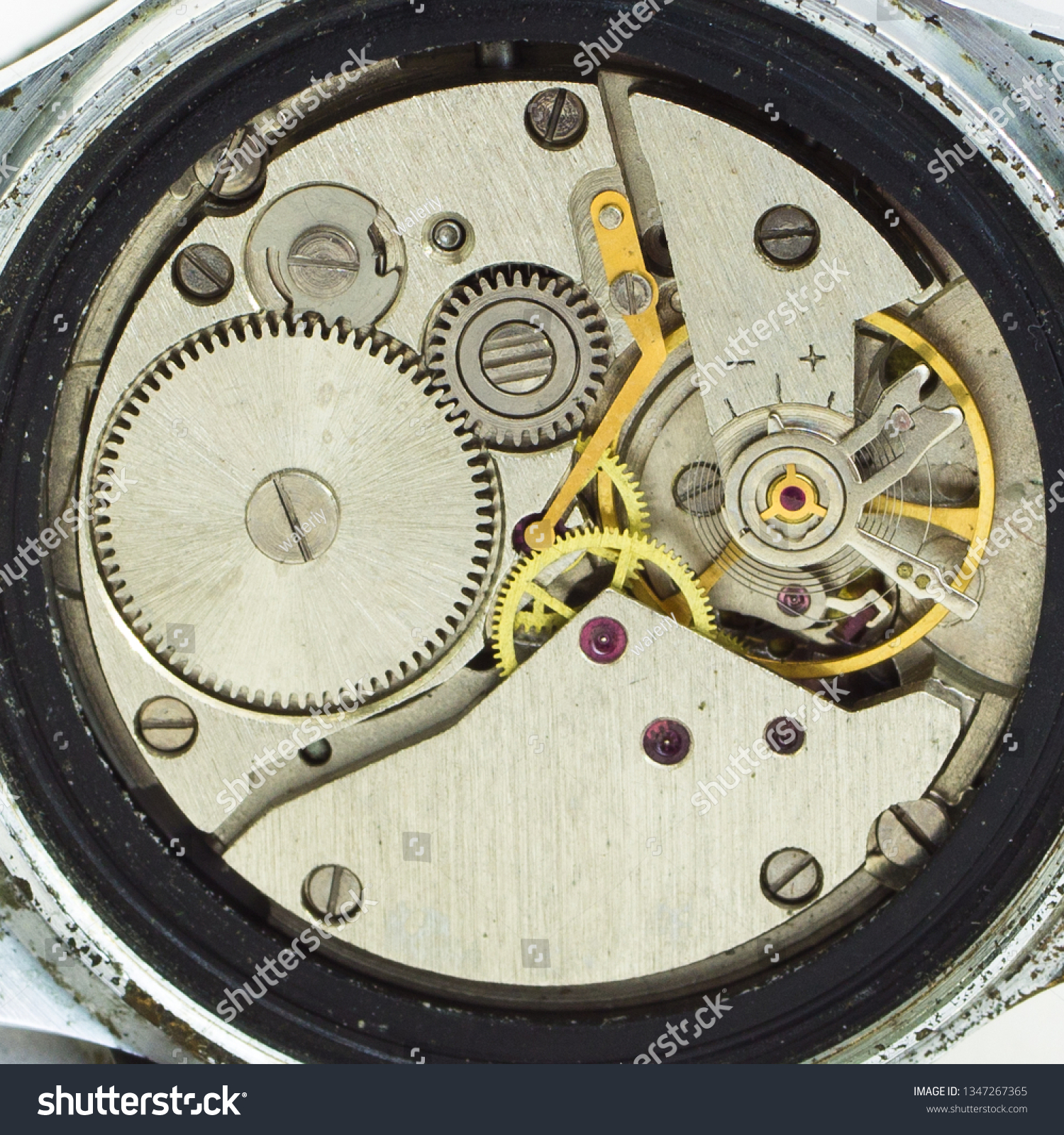 old clockwork mechanism