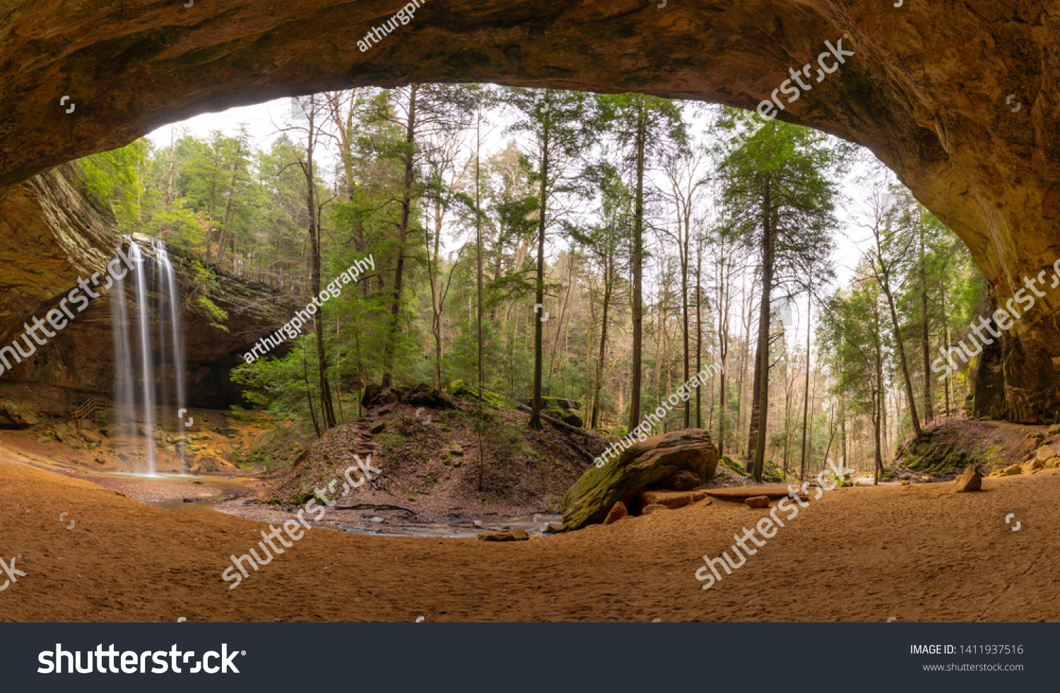 Panoramic view of Ash Cave in the Hocking Hills region of Ohio. 