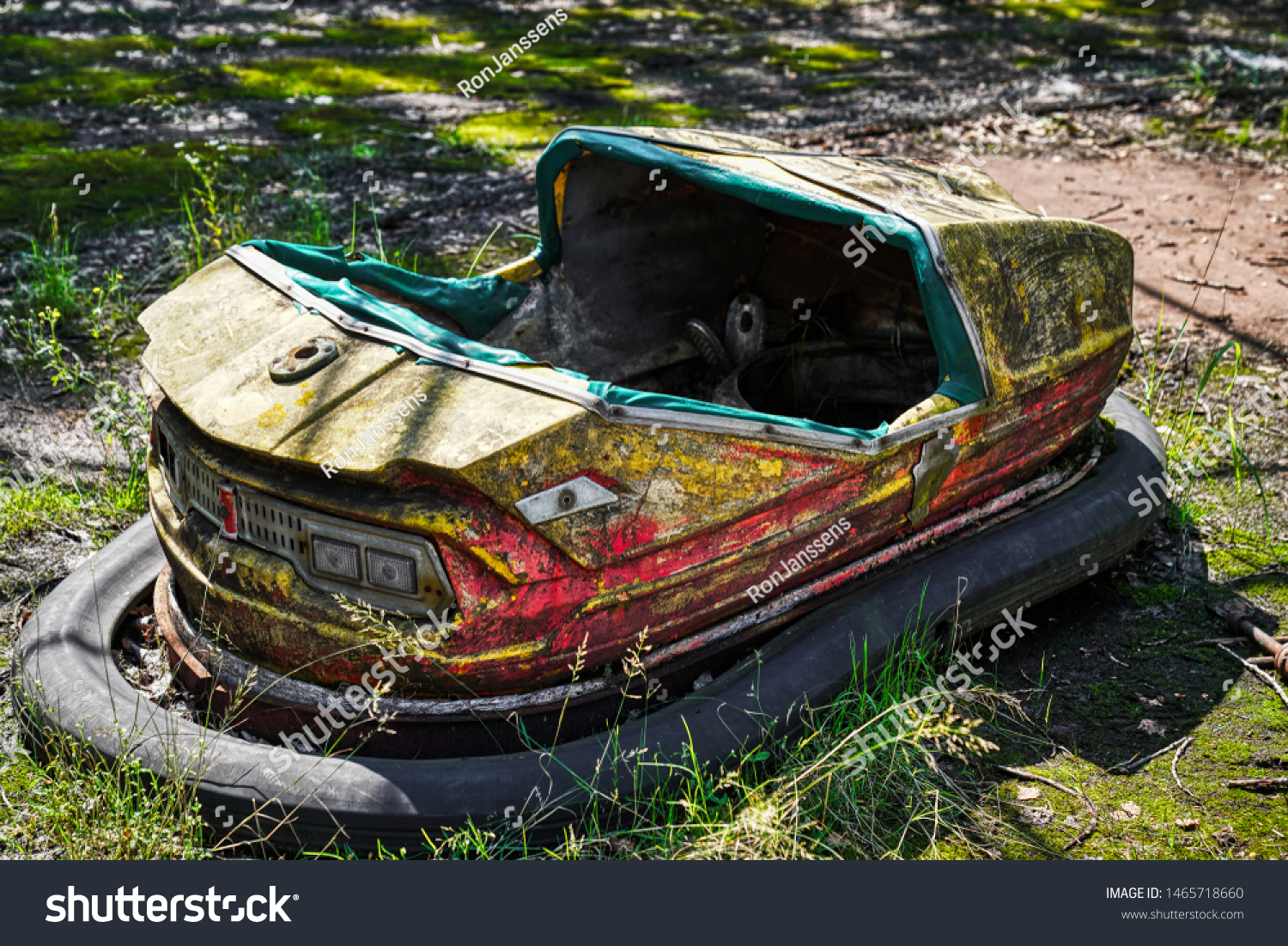                       Scooter car Tsjernobyl Chernobyl 1986 -2019 Abandoned  nucleair disaster         