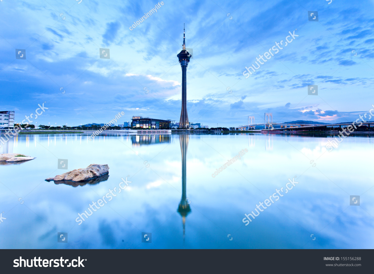 Macau sunset along pond