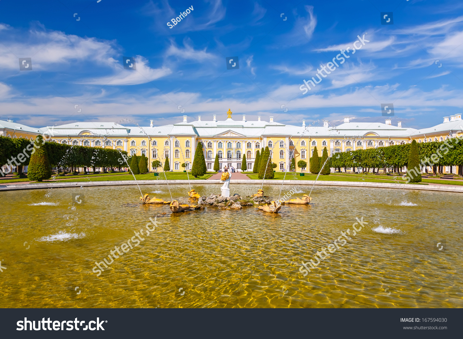 Park in Peterhof  St Petersburg  Russia