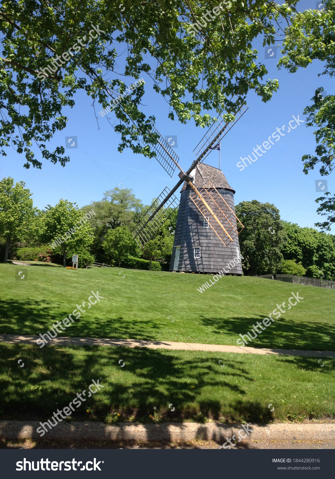 windmill motion
