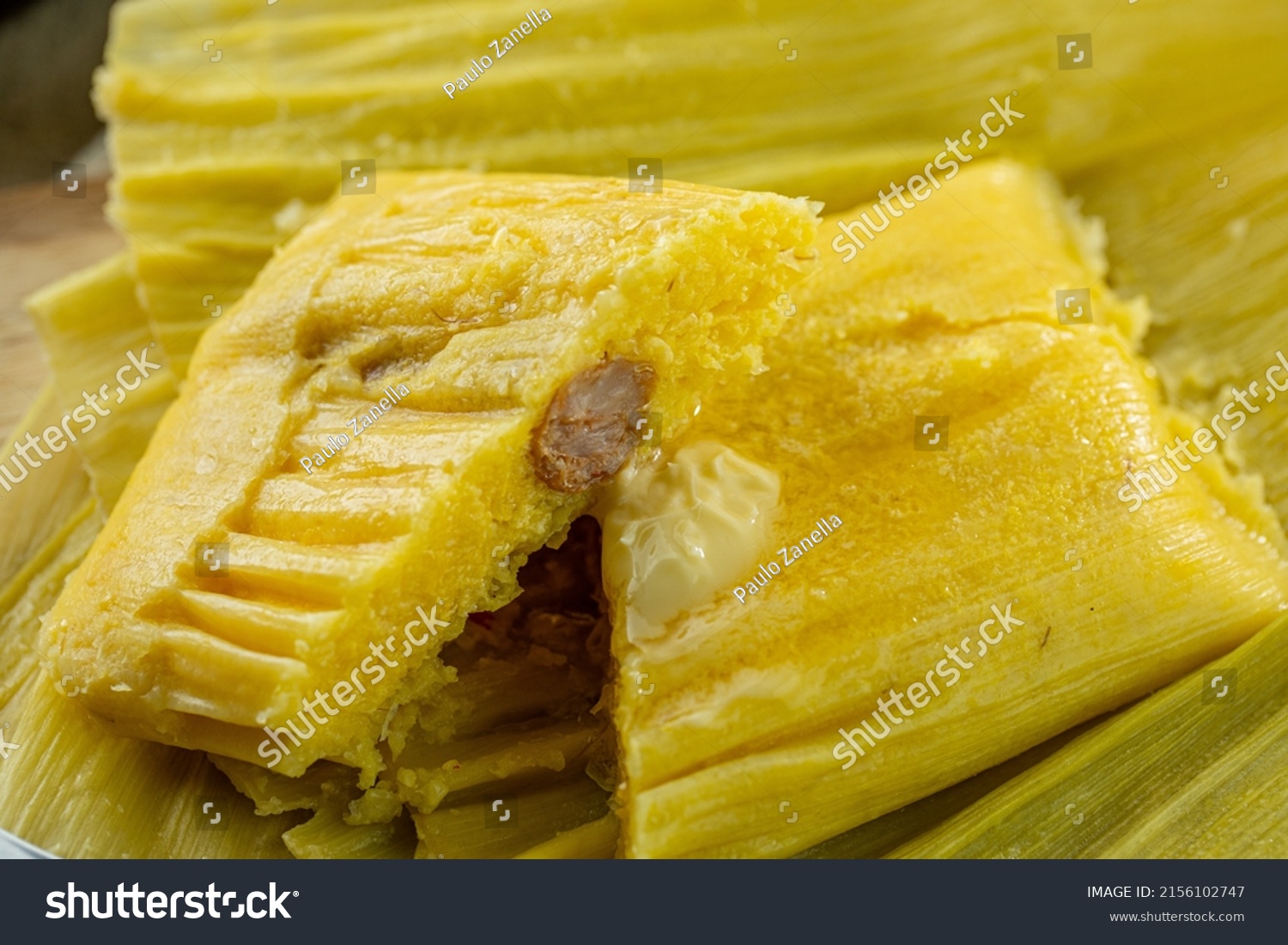 Brazilian Traditional fried corn cake pamonha_站酷海洛_正版图片_视频_字体_音乐素材交易平台