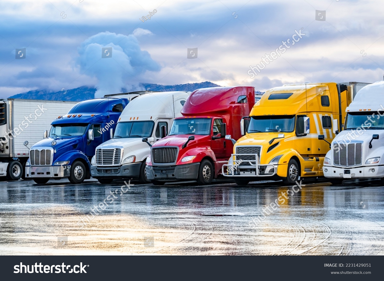 different make big rigs semi trucks tractors with loaded semi