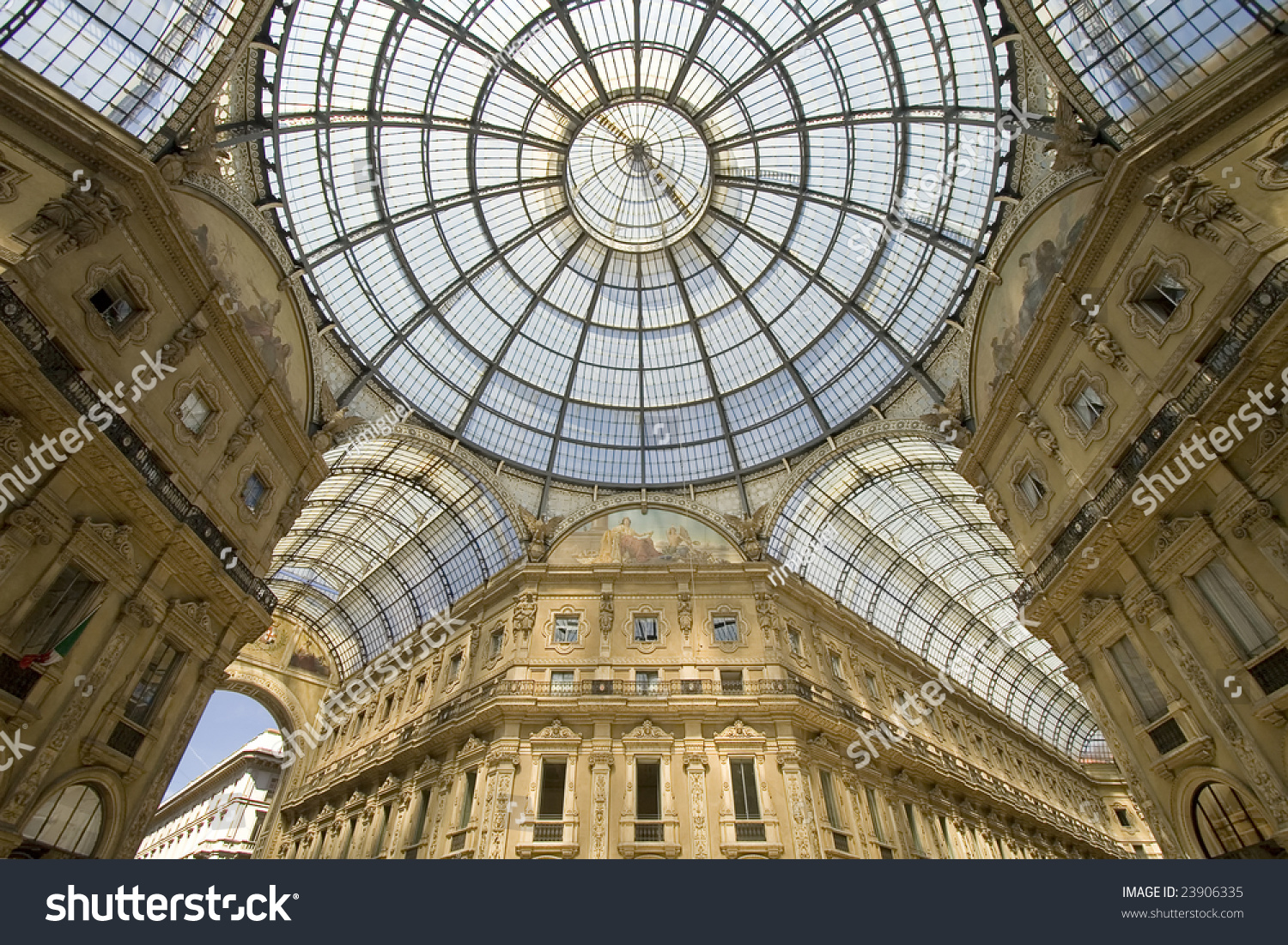 vitorio emanuelle galeries at milan  italy