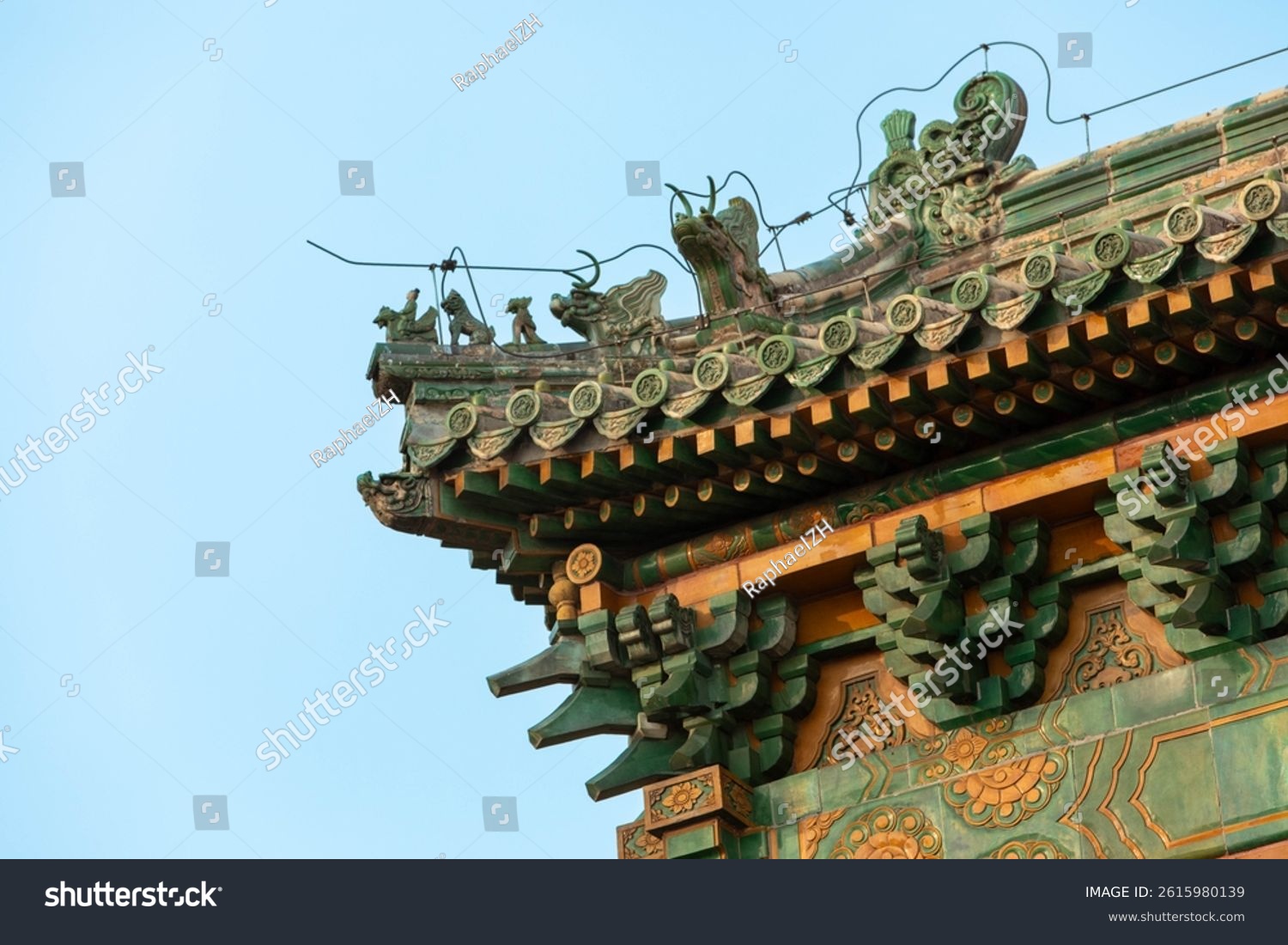 Beijing  Beihai Park  Art on the Eaves of Ancient Chinese Architecture