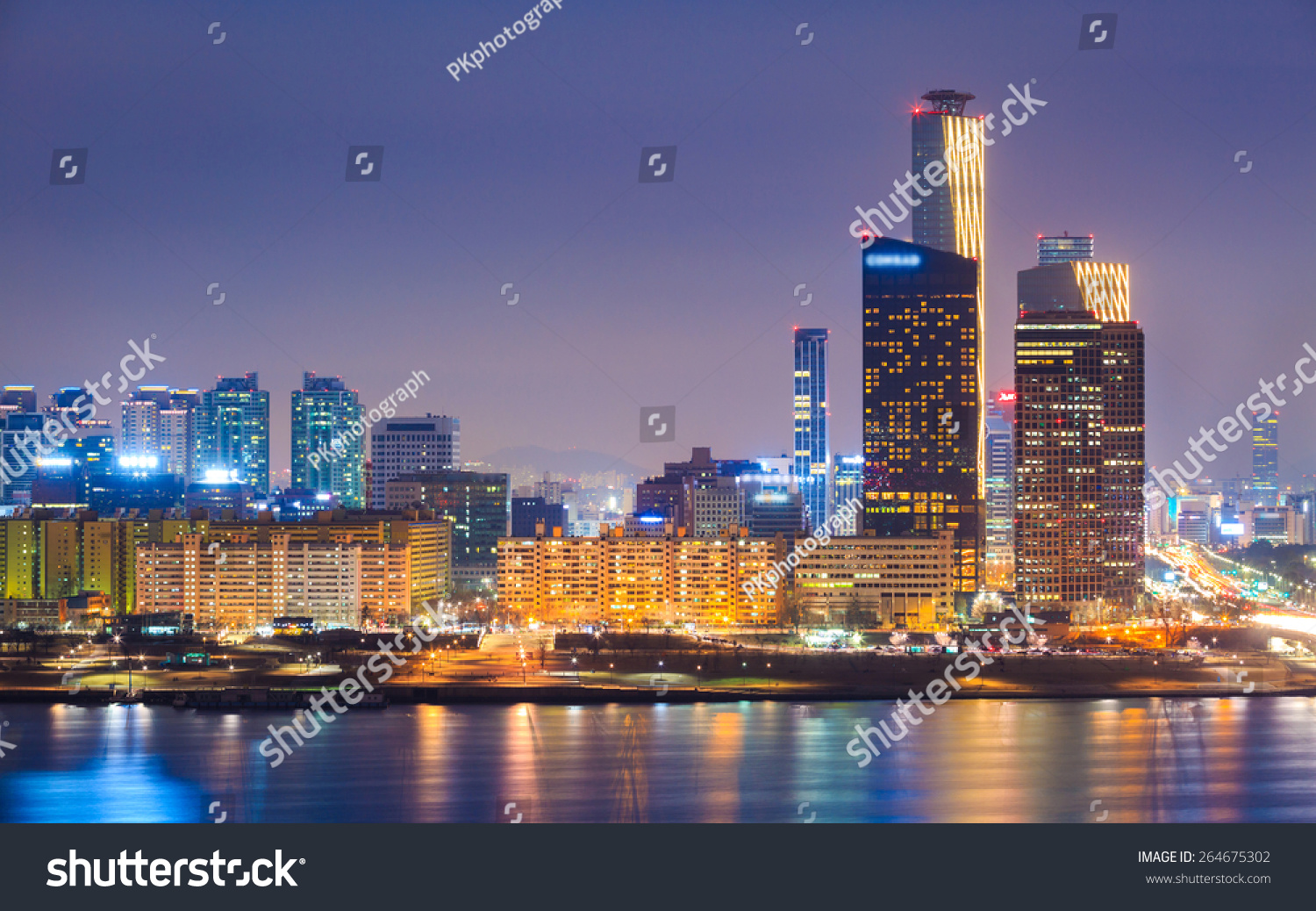 Seoul City and Han River at Yeouido  South Korea.
