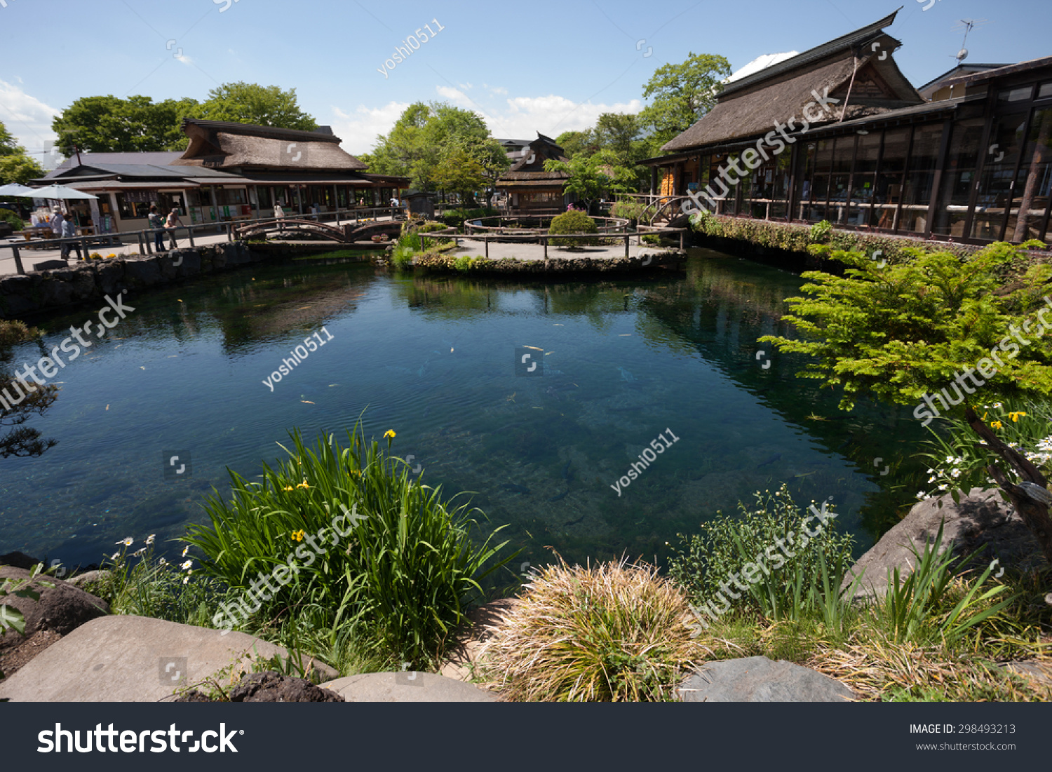 One of the construction heritage of Mount Fuji is a world heritage  Oshino Hakkai.