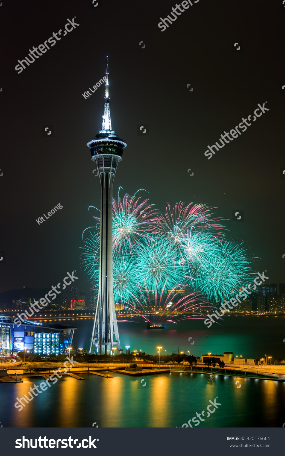 International firework shows near Bridge Ponte de Sai Van and Macau tower