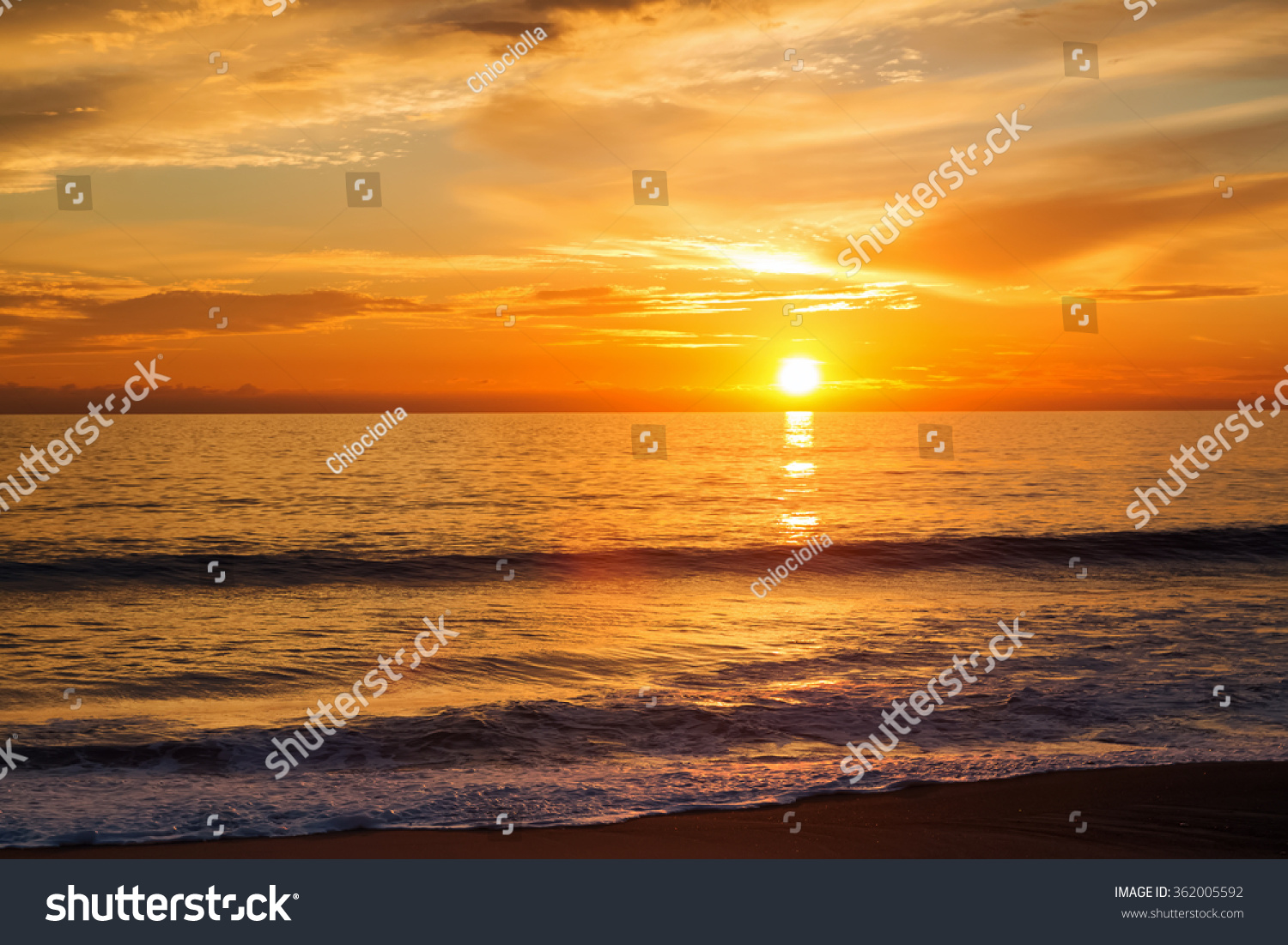 Beautiful sunset on the ocean coast