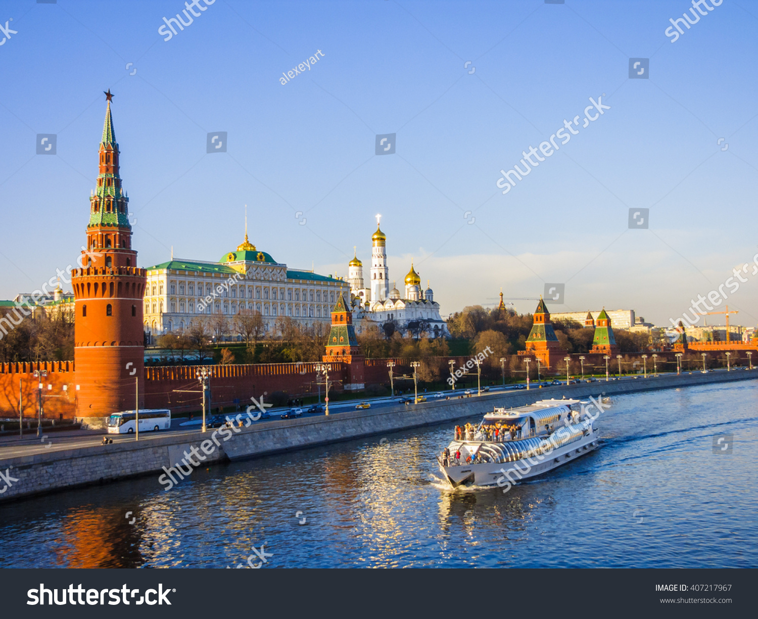 View of the Moscow Kremlin  Grand Kremlin Palace