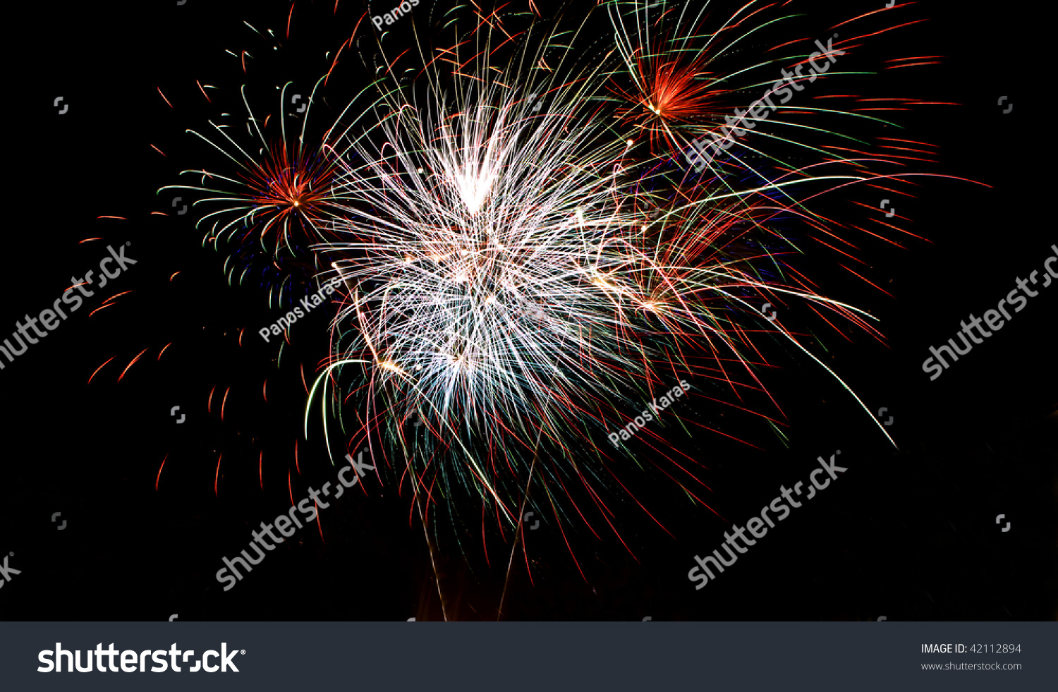 Multiple Exposure Firework Photo of multiple real fireworks on long exposure_站酷海洛_正版图片_视频_字体_音乐素材 ...