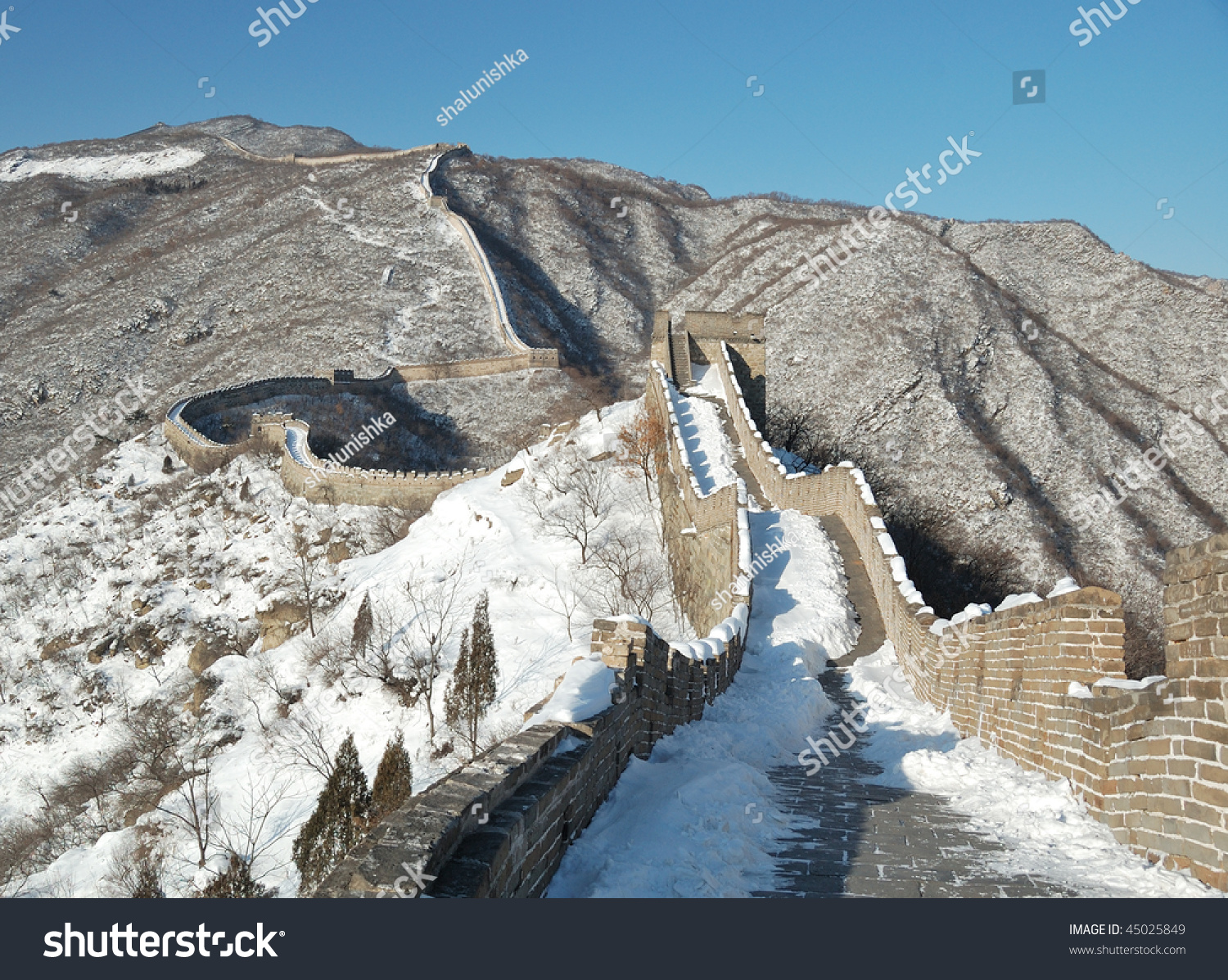 Great wall under the snow