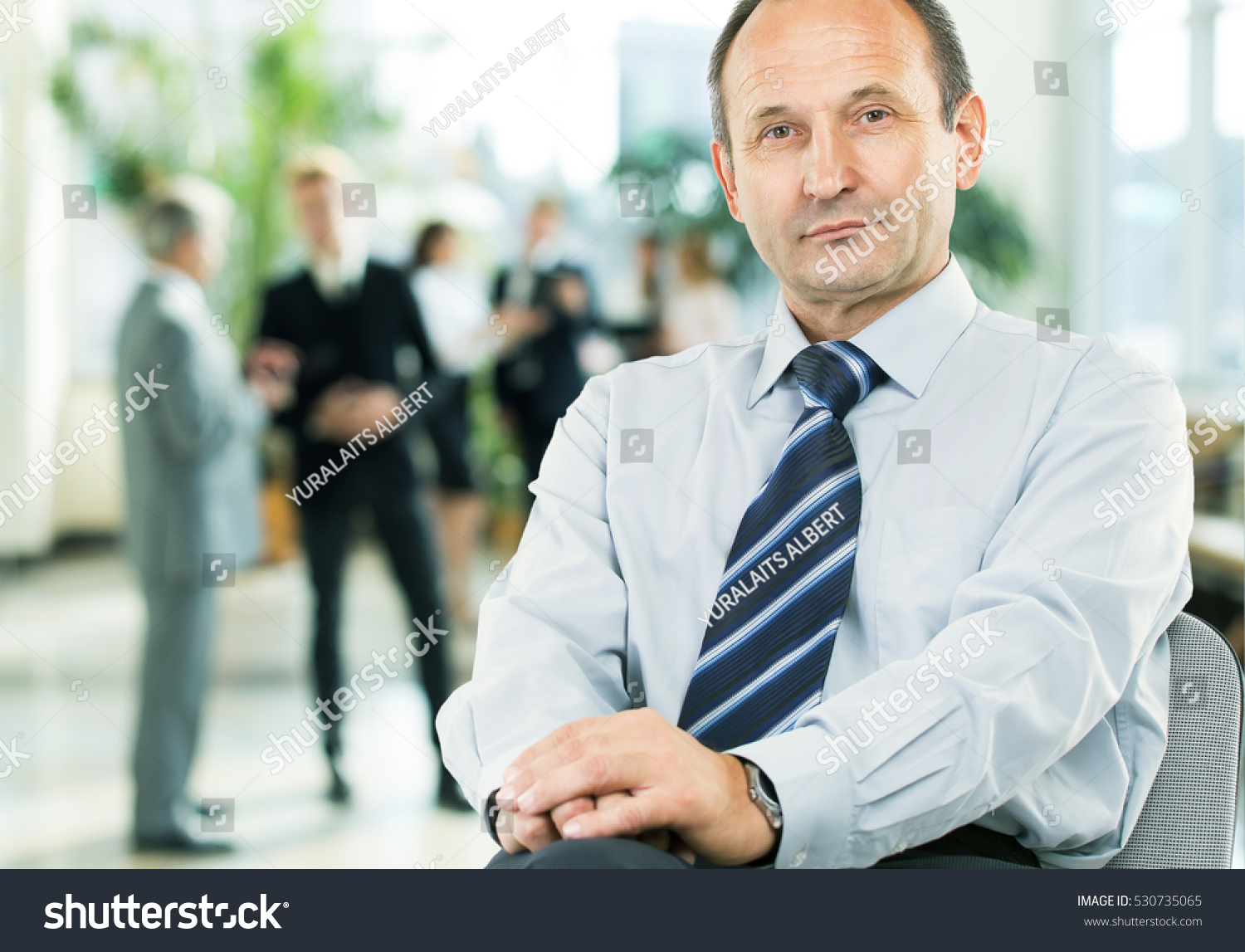530735065.jpg