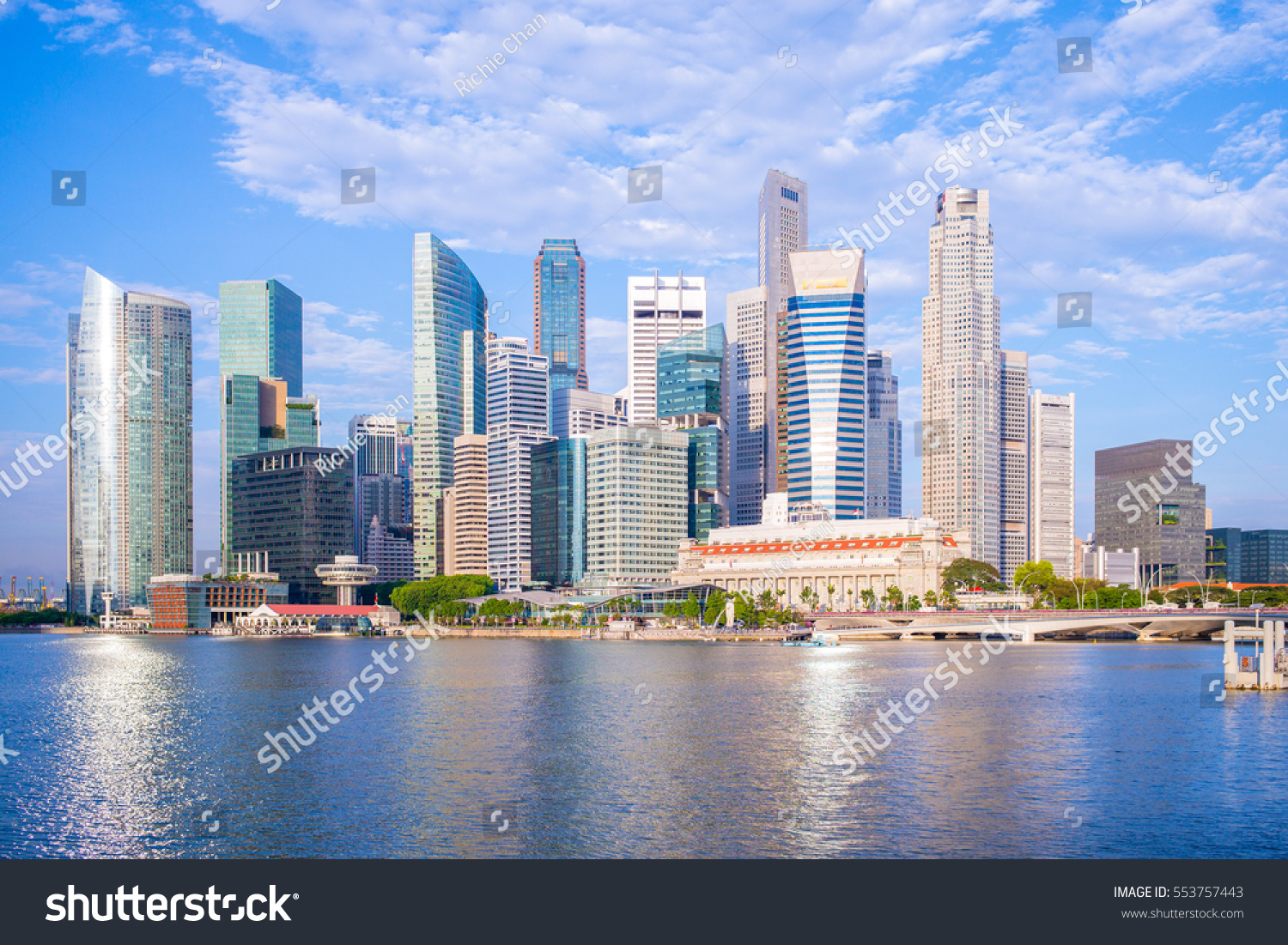 skyline of singapore by the marina bay