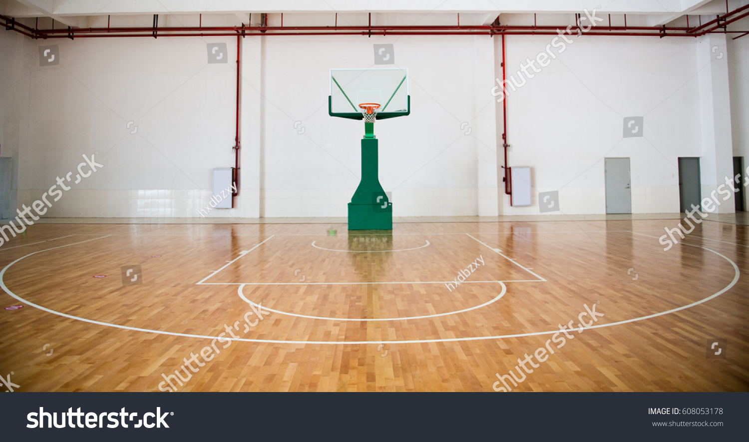 basketball court  school gym indoor.