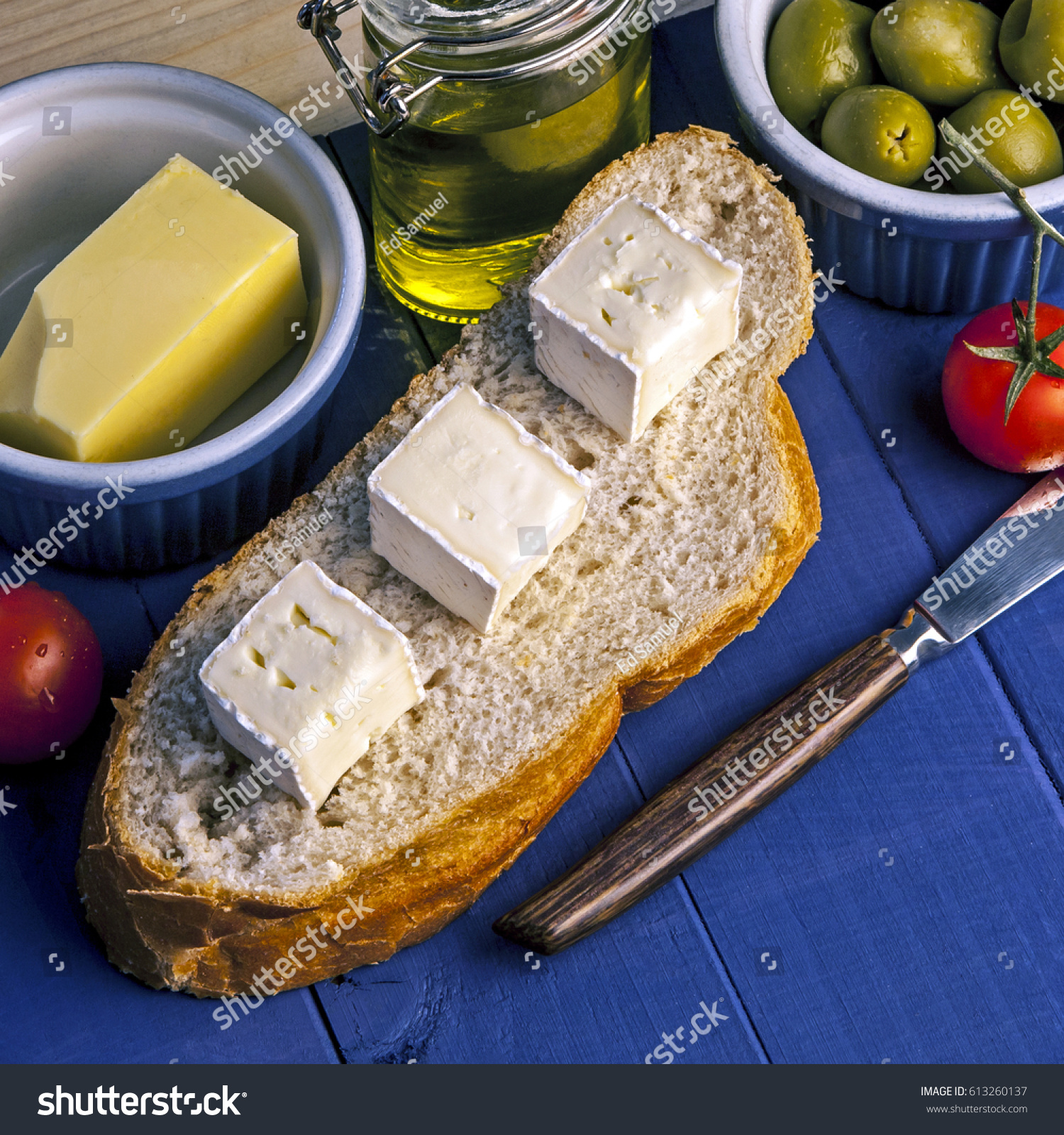 slice of white crusty bread loaf