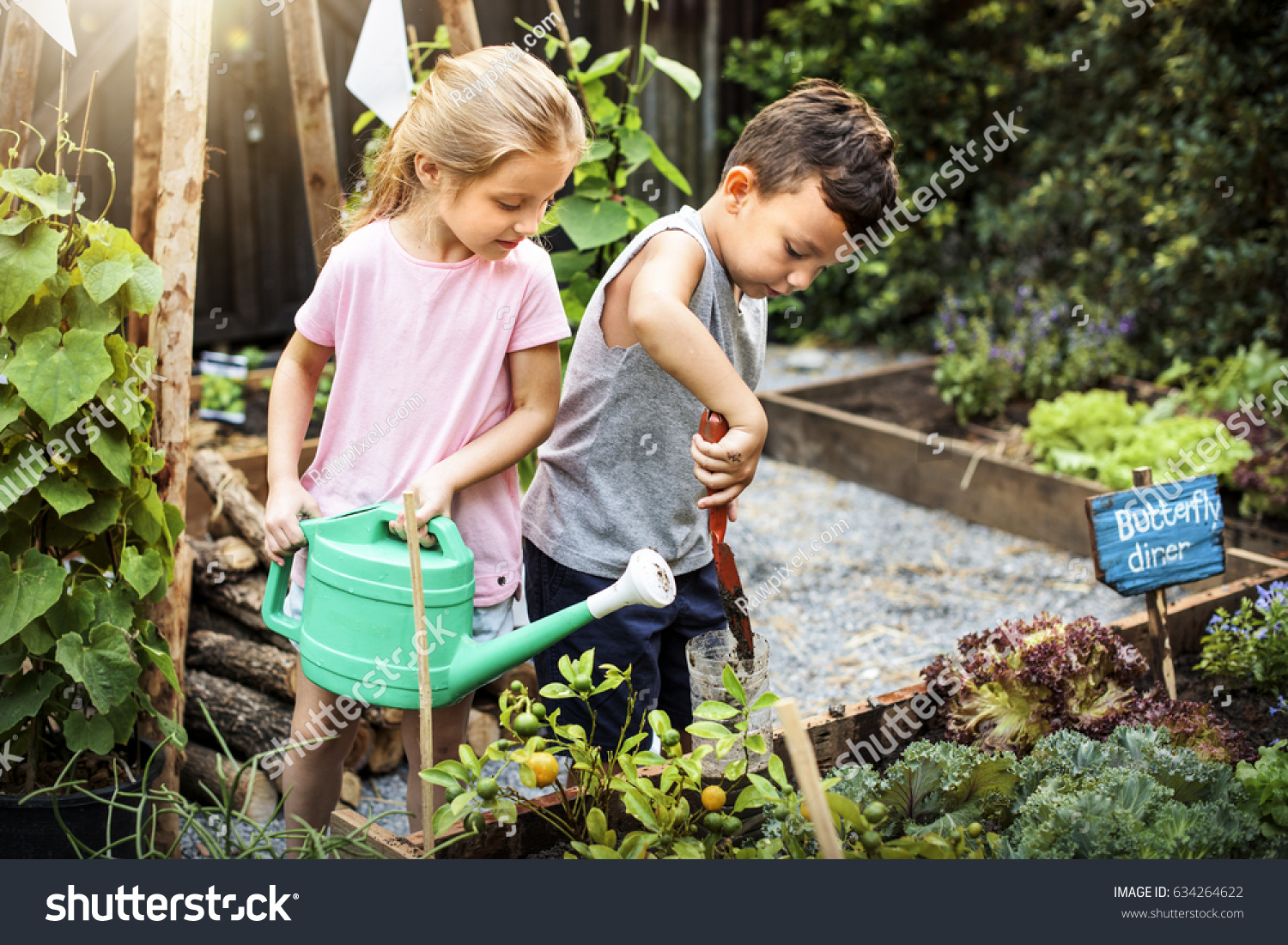 School student tour is a good experience