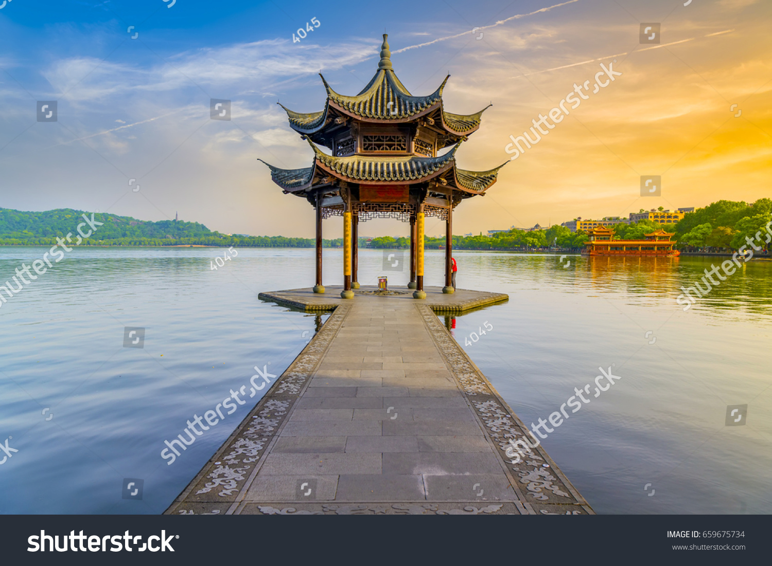 The beautiful scenery of Hangzhou  West Lake
