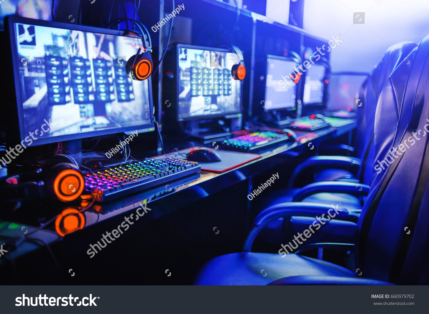 games computer online in internet cafe