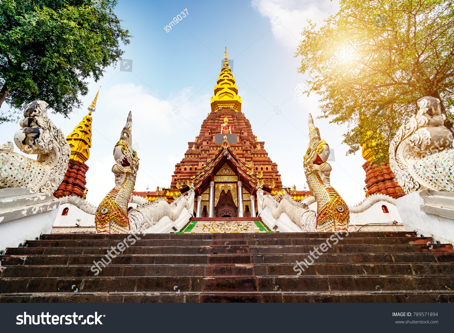 The famous Shwedagon Pagoda in Xishuangbanna  Yunnan  China.