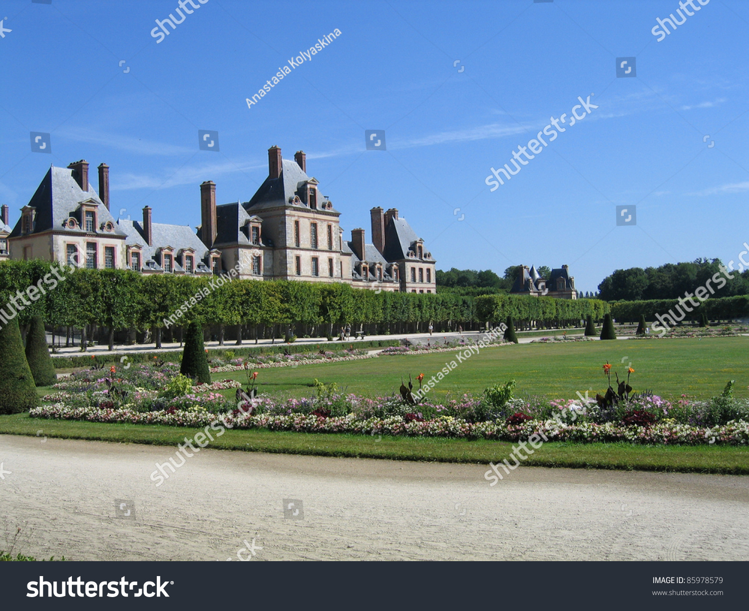 Chateau de Fontainebleau  residence of Napoleon I  Paris   France