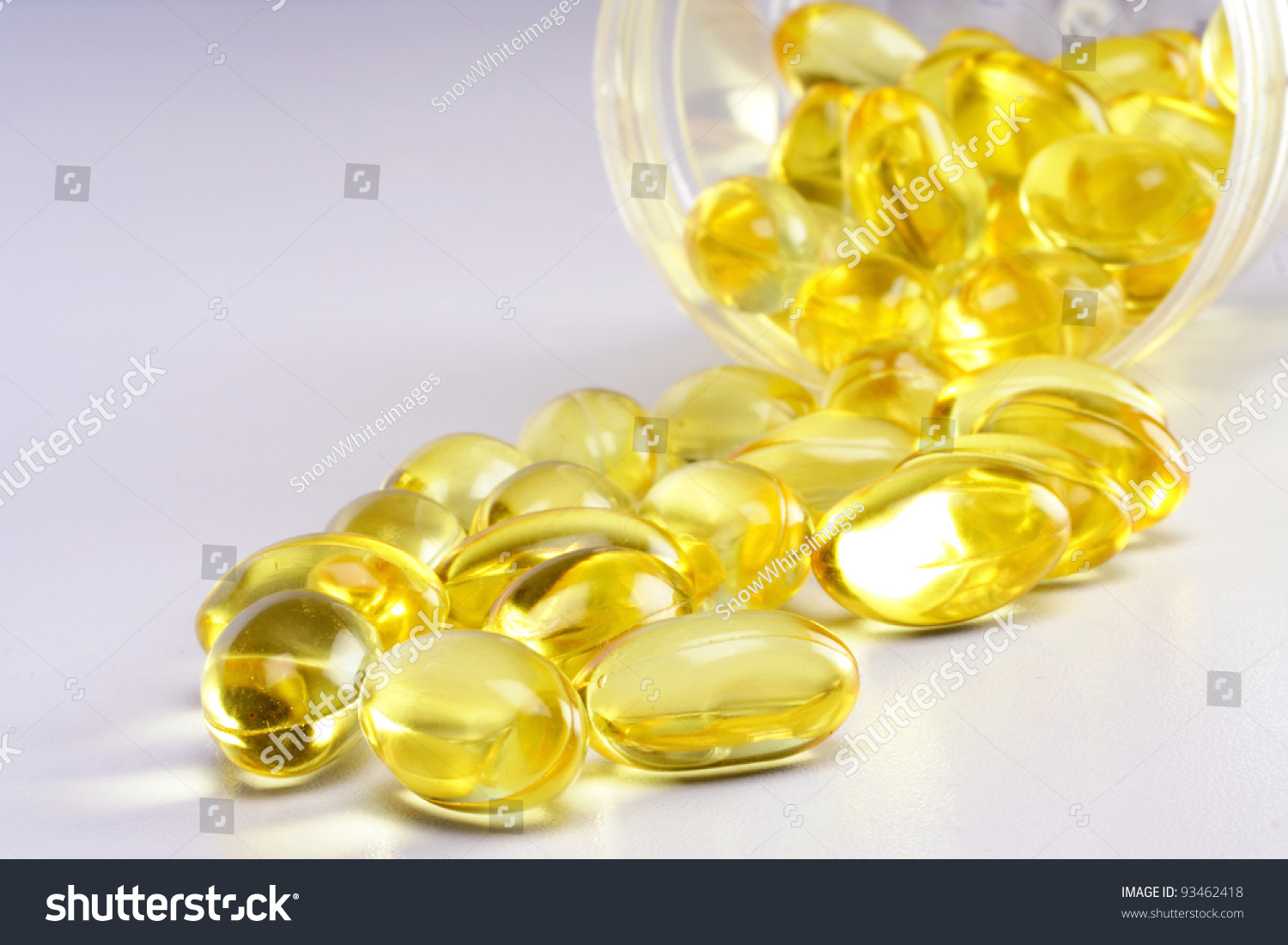Spill out of Cod liver oil pills