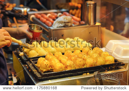 japanese octopus balls at hong kong street food stall - 站酷海洛