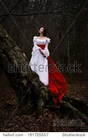 a woman dressed up like a geisha