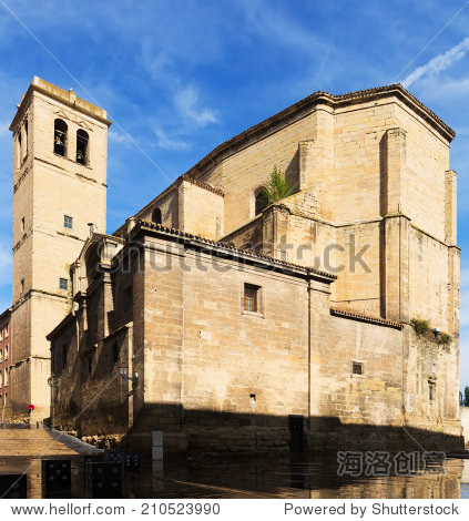 view of Church of Santiago el Real in Logrono.