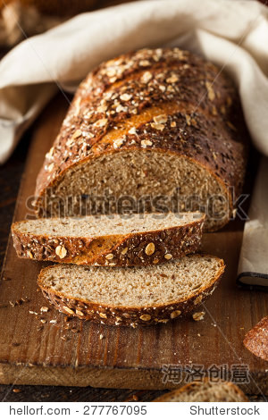organic homemade whole wheat bread ready to eat - 图片素材