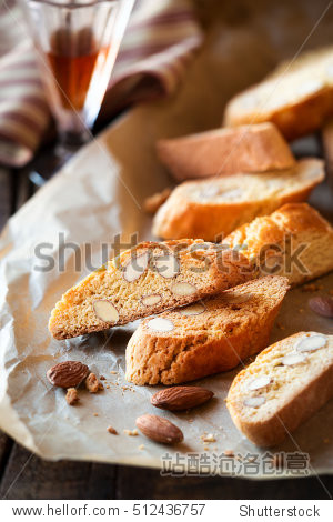 closeup of freshly baked italian almond cantuccini biscuits with