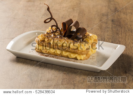 garnished with chocolate - 图片素材 - 站酷海洛plus正版图片