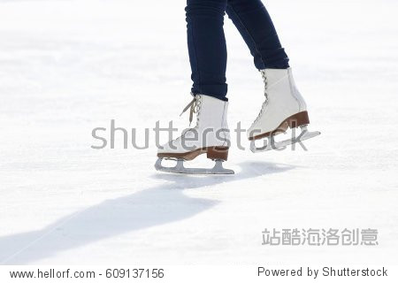 feet skating on the ice rink - 人物,运动/娱乐活动 - 站酷海洛创意