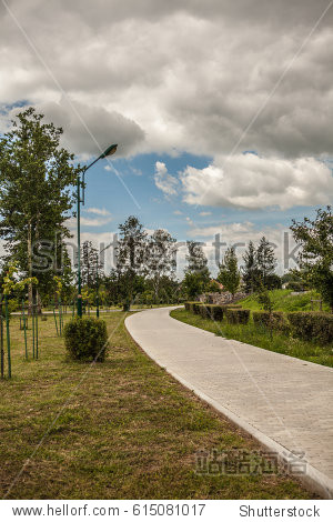 stone lined path in the park - 站酷海洛 - 正版图片,视频,字体