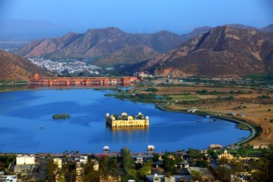 water palace (jal mahal) in man sagar lake. jaipur, rajasthan, india. 18th century. the palace dzhal-mahal