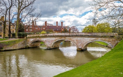 a beautiful punting location on river cam, cambridge, cambridgeshire, united kingdom